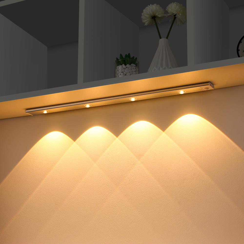 UltraGlow LED light bar with USB charging cable